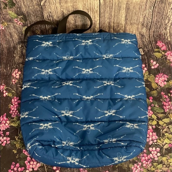 VERY HARD to find UNIQLO Star Wars Collaboration X-Wing Tote Bag - Picture 4 of 9